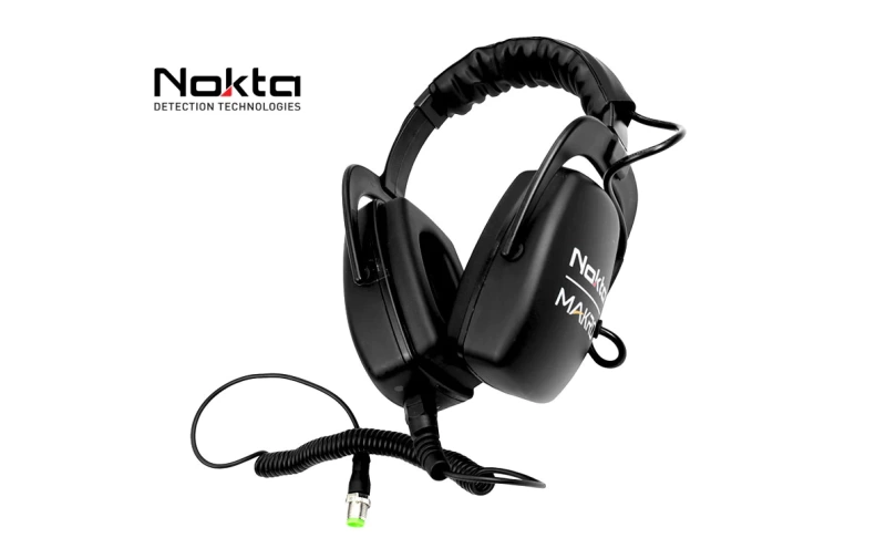 nokta-makro-waterproof-headphones-8-pin-connector03